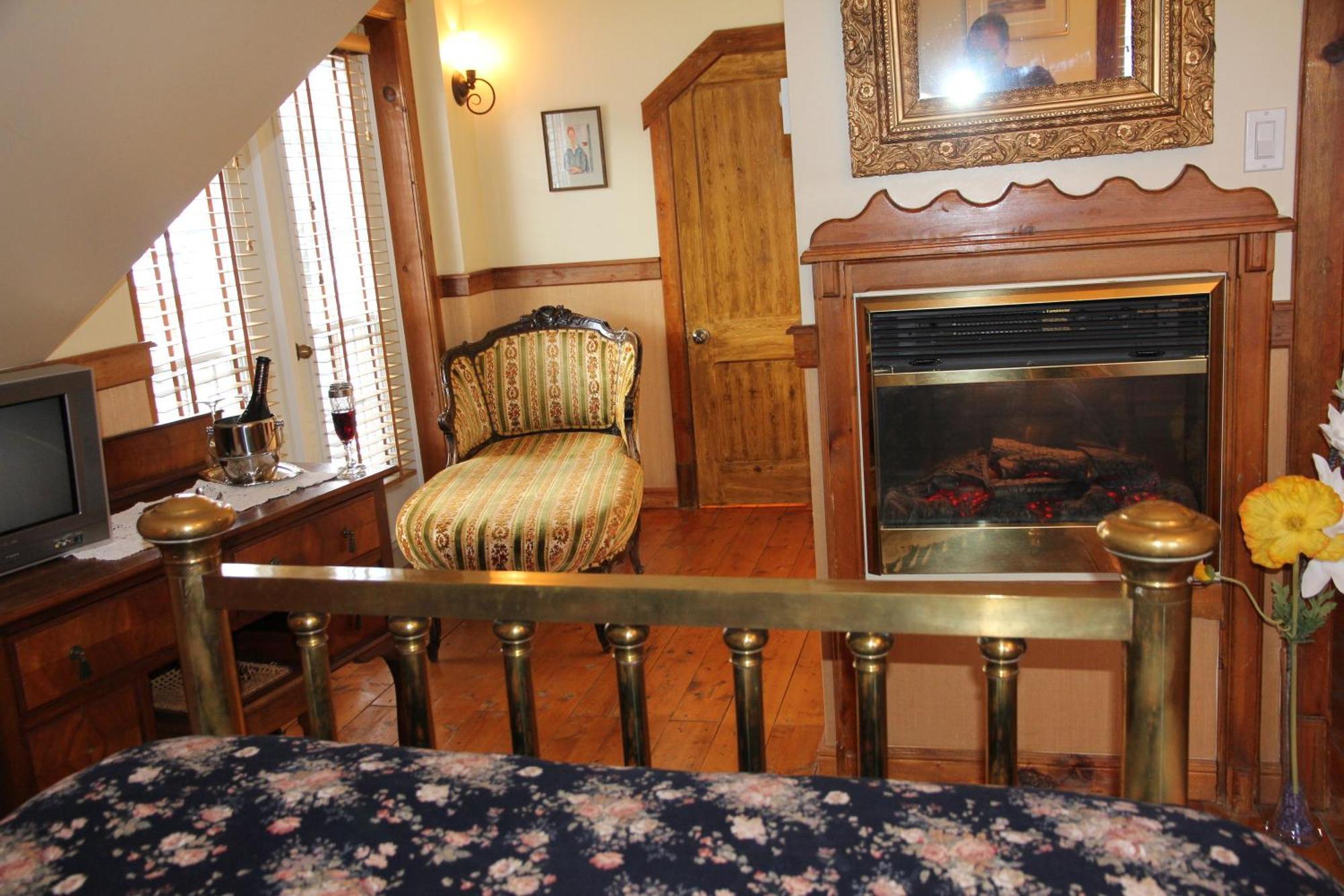 B&B Les Deux Pignons Petit-Saguenay Kamer foto